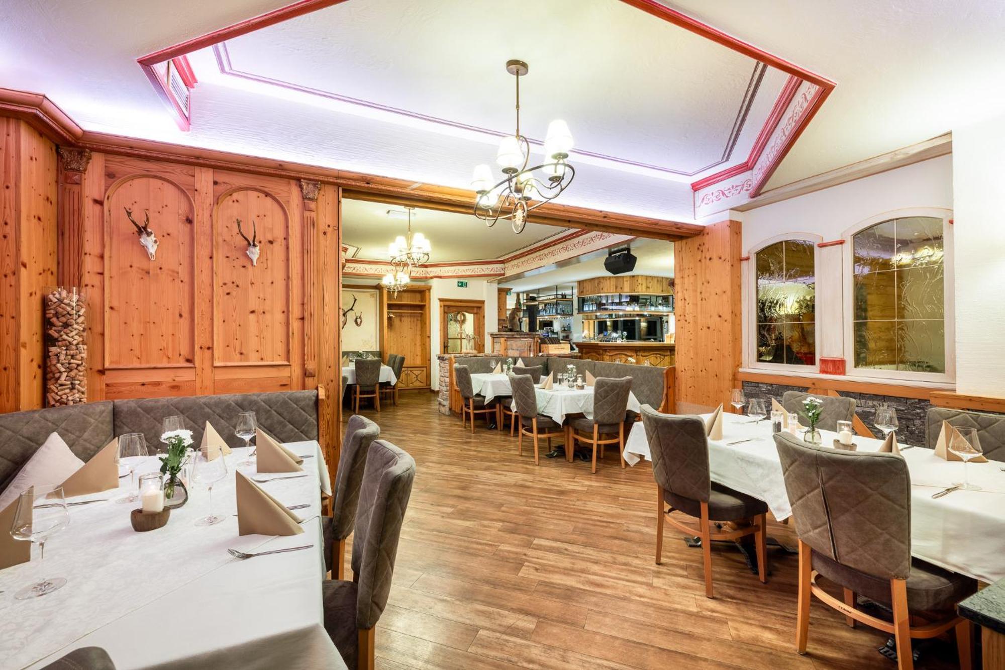 Hotel Hubertus Sankt Johann im Pongau Eksteriør bilde